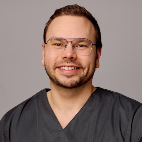 Herr Behrens im Portrait.